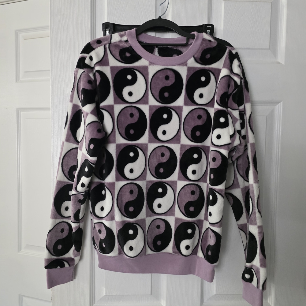 Cold Crush Yin Yang Sweater - Purple and Black